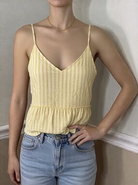 🩷 5 for $20! American Eagle Outfitters Yellow Striped V-Neck camisole